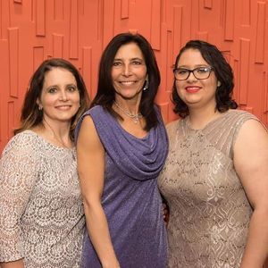 Meet your Posher, Dionne